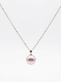 Classic lavender pearl pendant necklace in 925 silver on a white background
