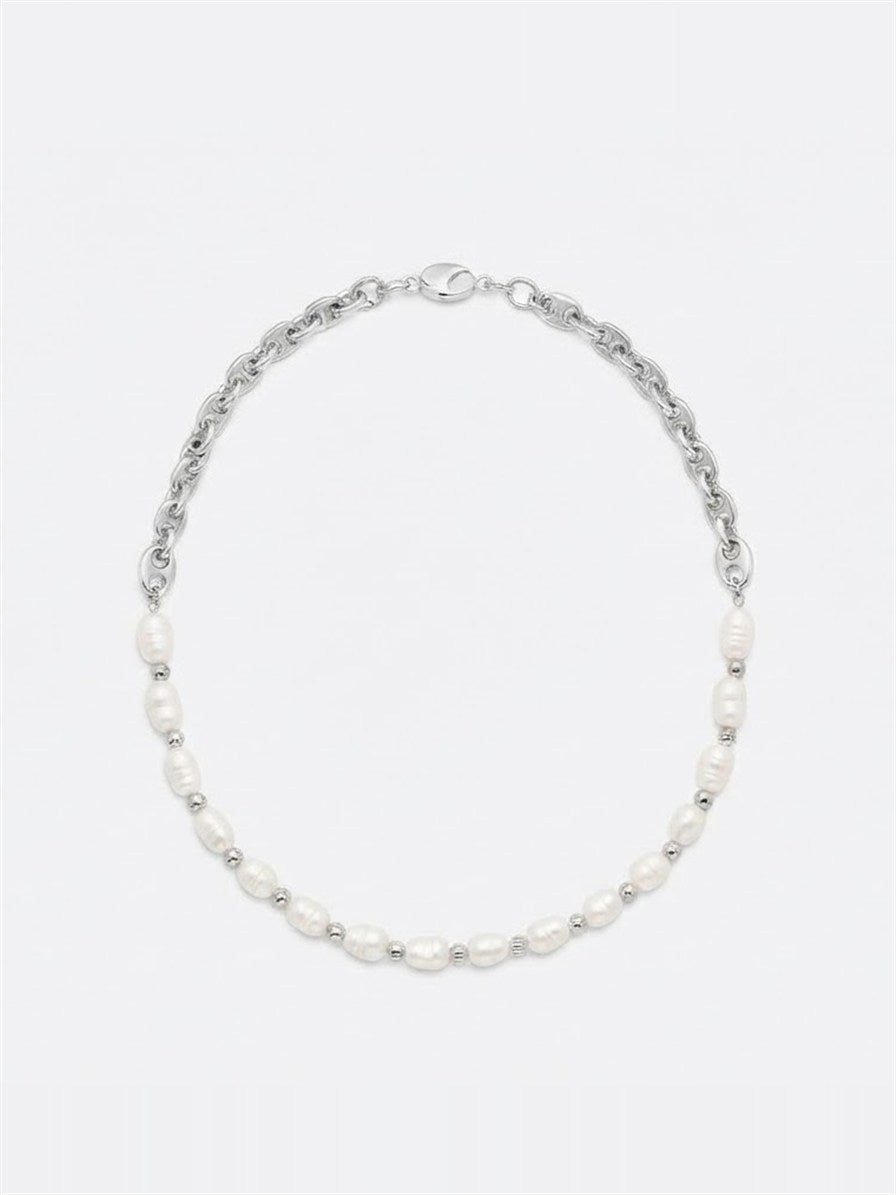 Freshwater pearl and mariner chain necklace on white background