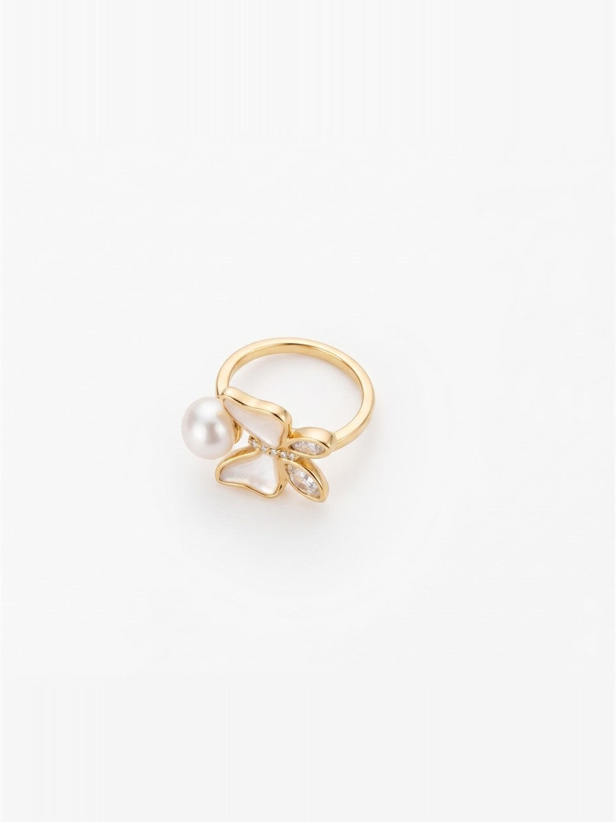 Gold-tone butterfly ring with freshwater pearl